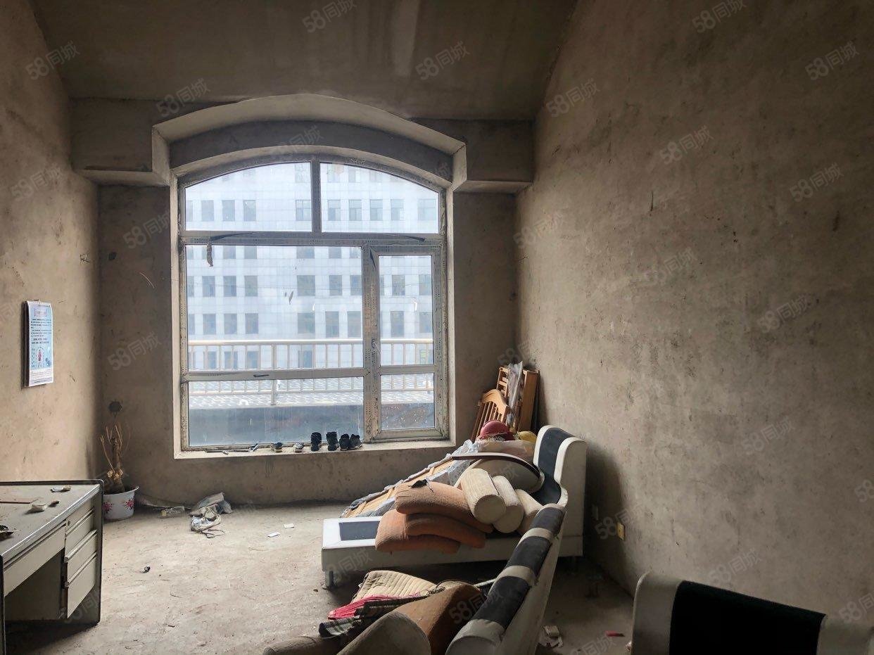 检察新村3室2厅2卫125㎡南31.5万