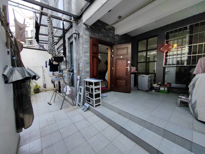 玉屏府一楼带院子大3房125平米售价155万满五税少,玉屏府-黄山58同城