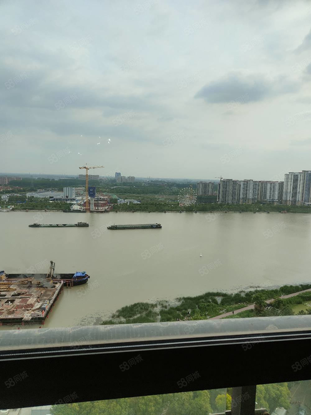 运河名门府(一期)3室2厅2卫144㎡南北152万