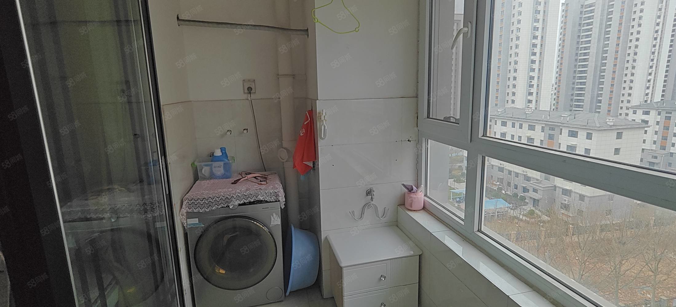 金立文苑3室2厅1卫123㎡南北118万