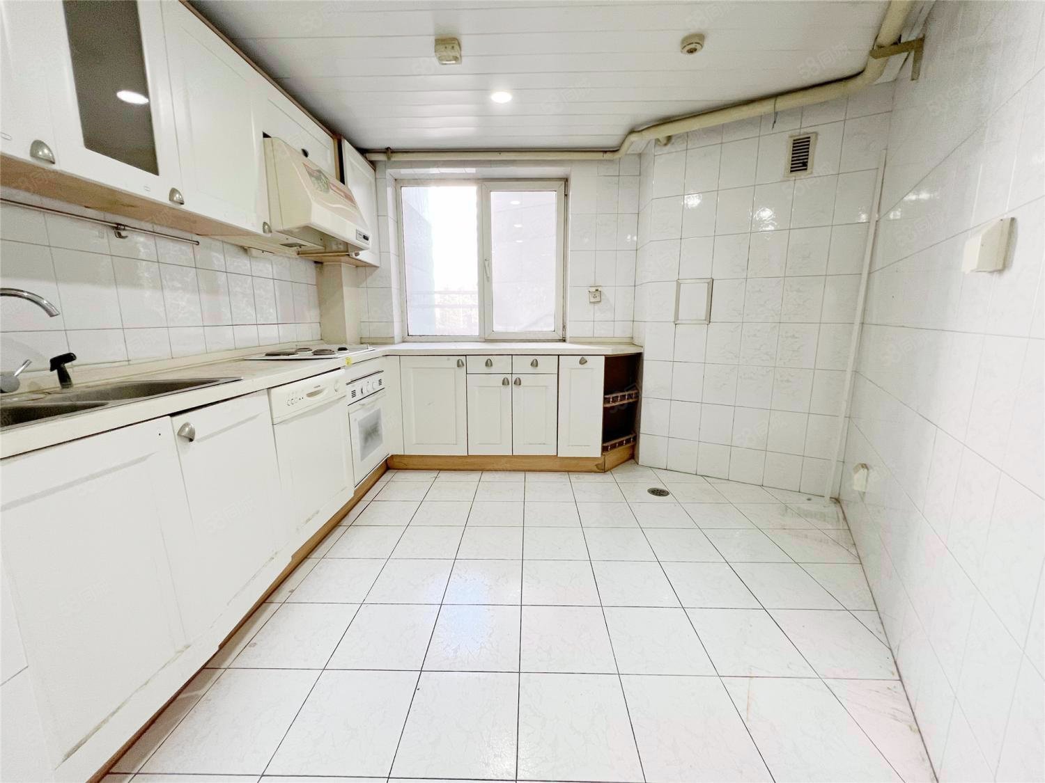 匯欣公寓2室2廳2衛(wèi)173.5㎡東南790萬