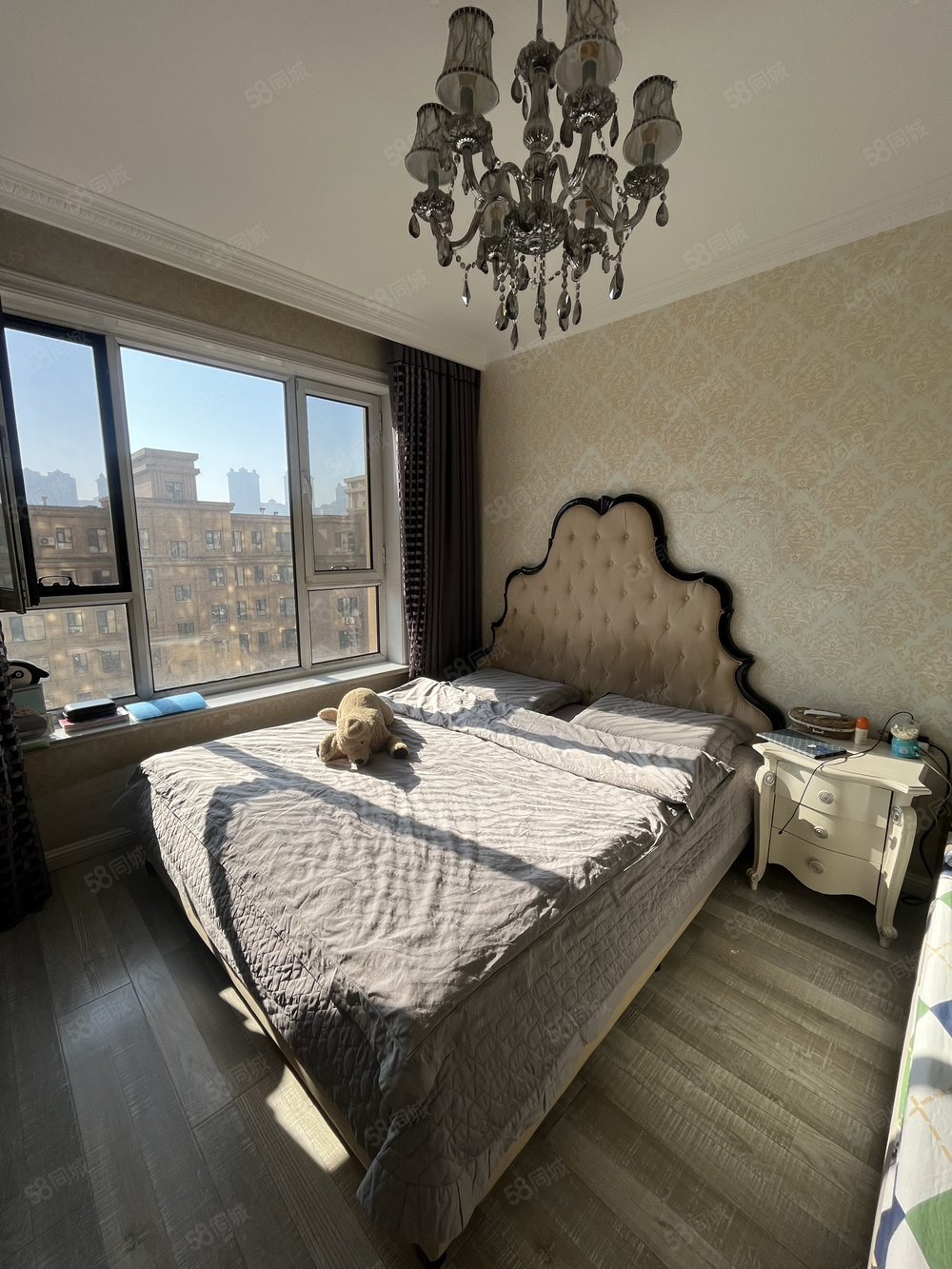 紫御华府3室2厅1卫134㎡南北85万