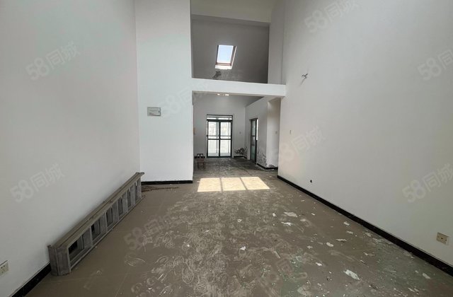 名仕嘉苑4室2厅126㎡39万二手房图片