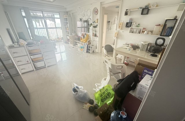 东方今典(C区)3室2厅113㎡66万二手房图片