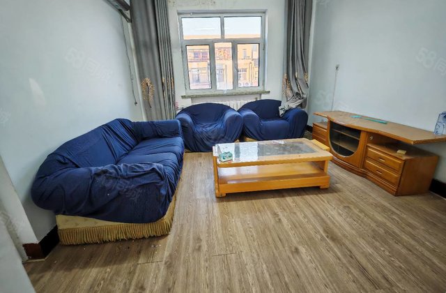 外国语对过！单元家属院！三室朝阳！停车方便