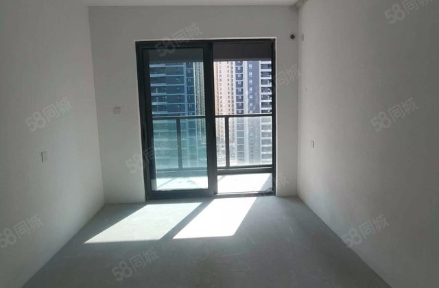 云江府1室1厅65㎡85万二手房图片