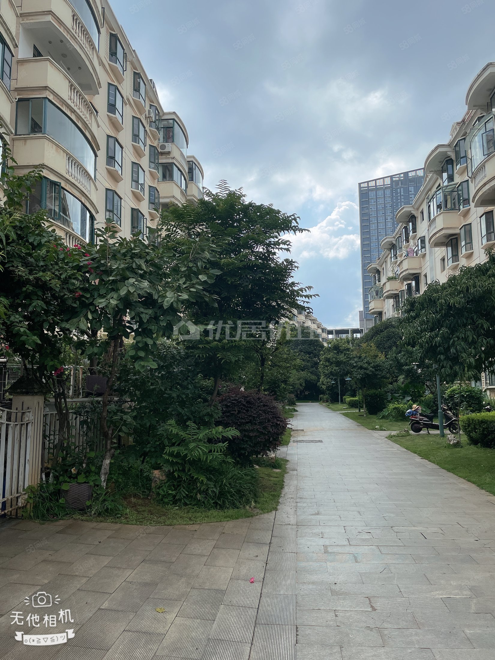 江东花城跃层明通360万带车位