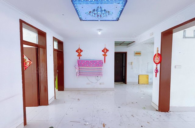 开发区振华附近 东昌实验旁 多层三楼 地暖房 免 送储