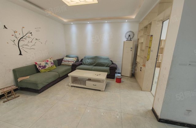 急售精装小洋房，好楼层 免大税带车位储藏室 随时可看房