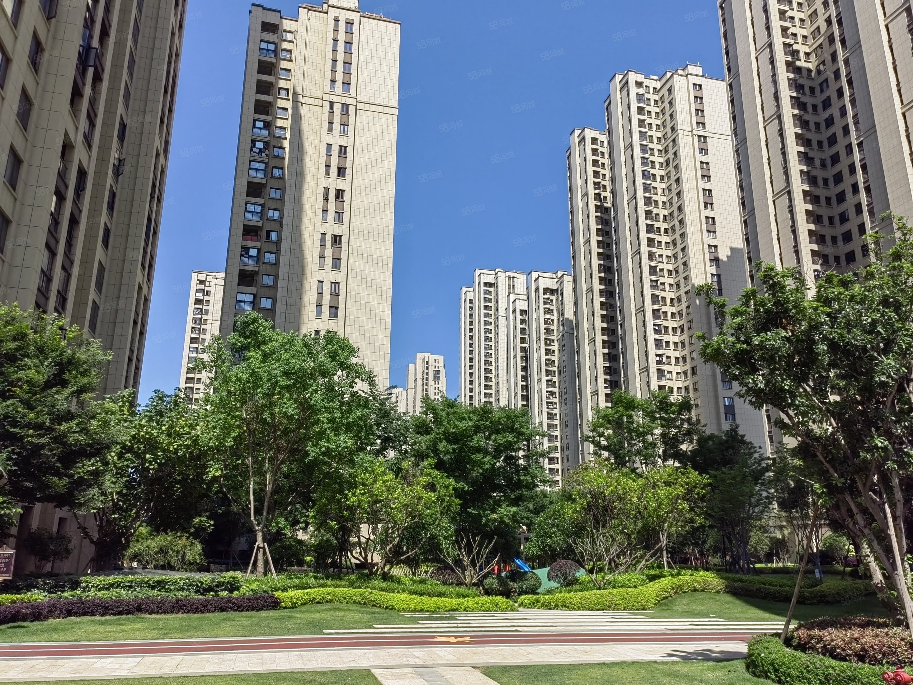 双卫格局 次新房 近医院 正规商品房,融侨观邸(福清)-福州58同城