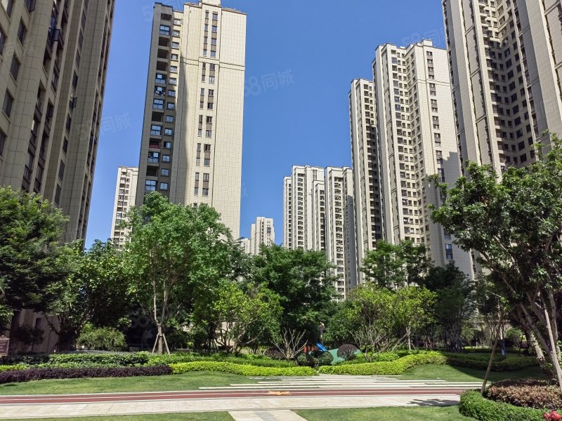 双卫格局 次新房 近医院 正规商品房,融侨观邸(福清)-福州58同城