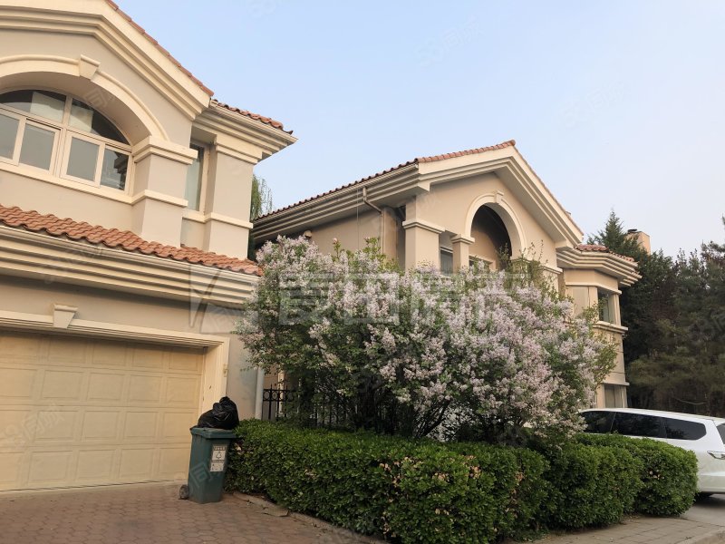 裕京花園別墅5室3廳4衛(wèi)291.11㎡南北2900萬