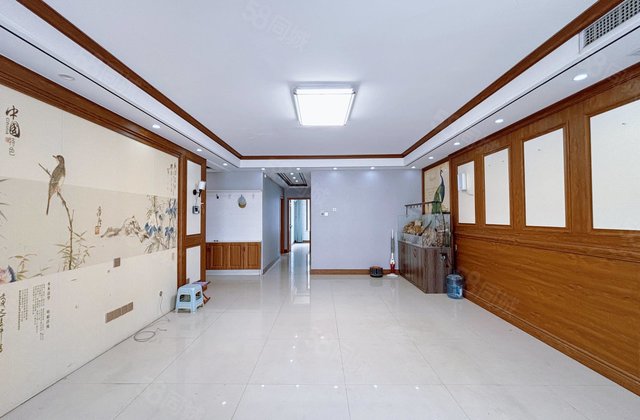 香江南邻 月亮湾 育红实验 精装三室电梯房 免大税 有储藏室