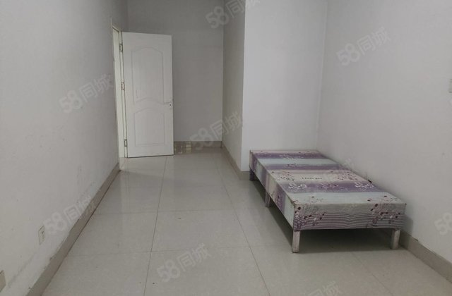 万达后邻 水城   五中 免大税 一楼带院