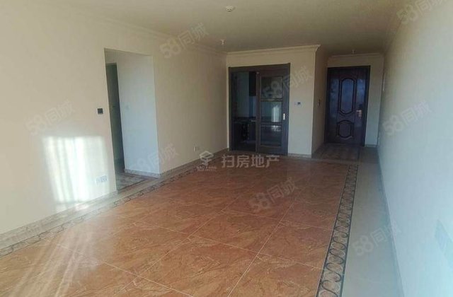 碧桂园翡丽湾，  楼层，全明格局，精装，看房方便，价格美丽