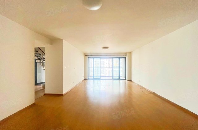 四海逸家华府4室2厅88.35㎡320万二手房图片