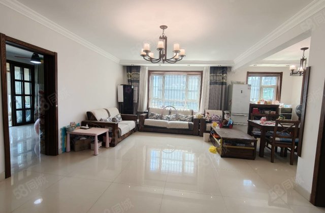 颐馨园二期！精装修无遮挡！  ！带车位！边户！