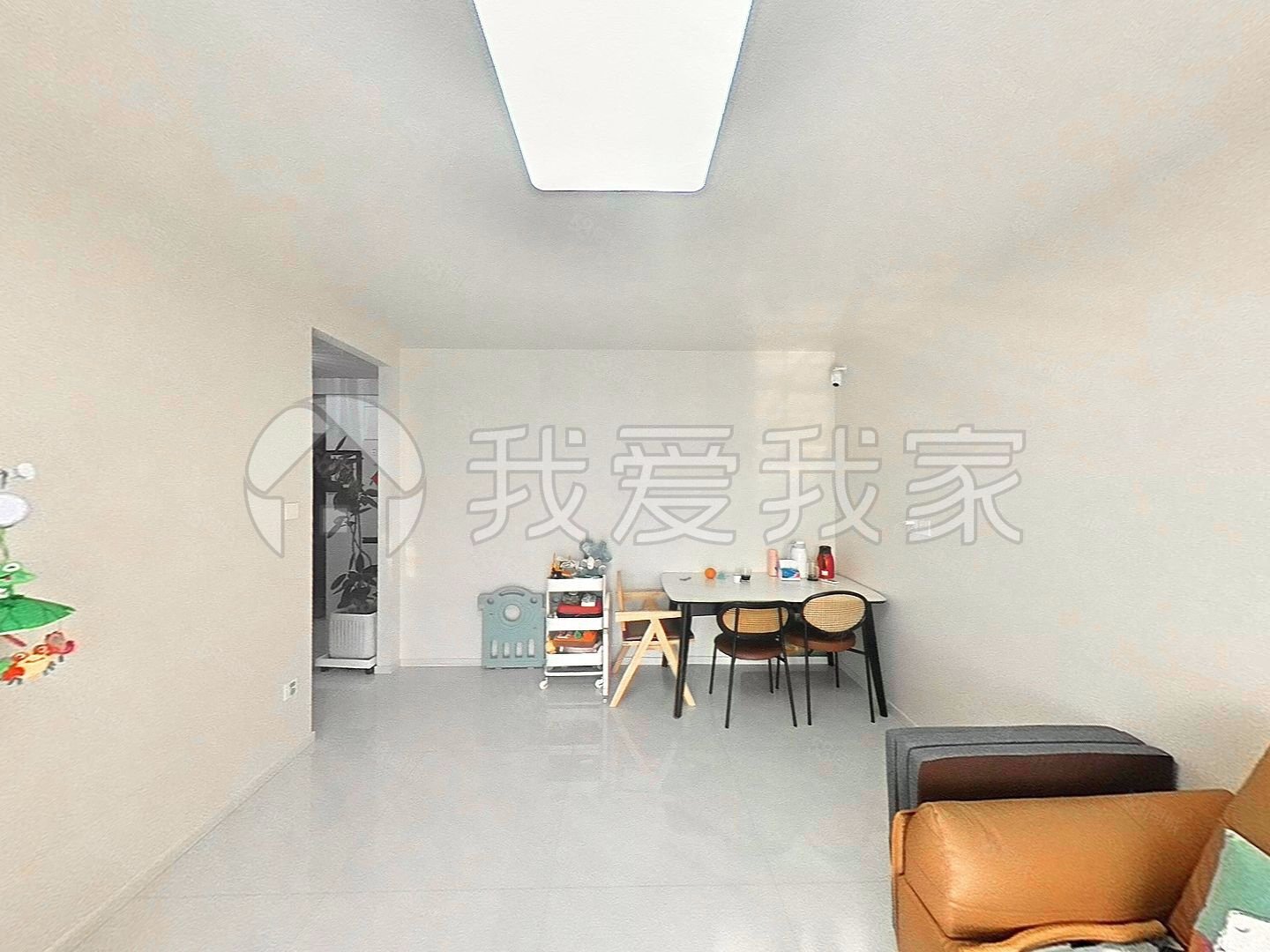 陽光新干線3室2廳2衛(wèi)103.78㎡南968萬