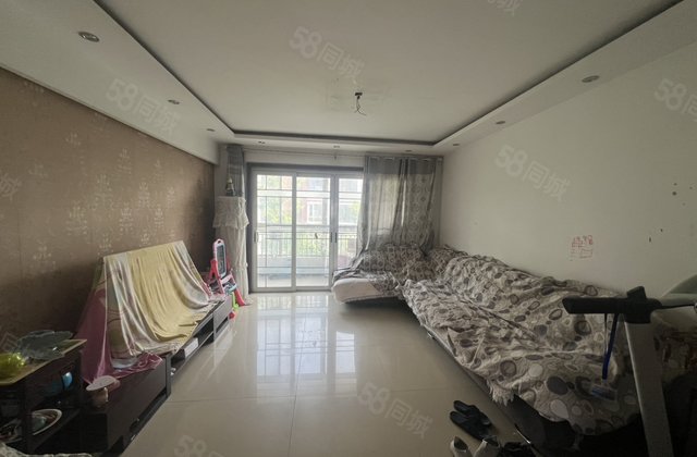 中通时代豪园，中间楼层，三叶草户型，单价6000多，免大税