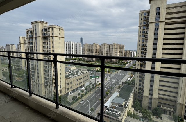 雅居乐江城雅郡4室2厅126㎡78万二手房图片