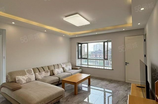 红石郡3室2厅104㎡54.8万二手房图片