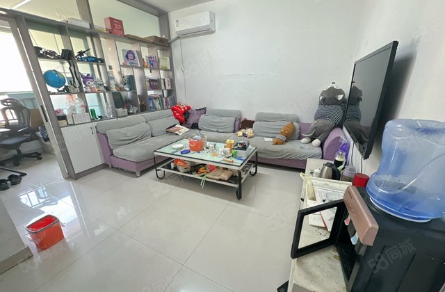 建设路花园路口 水晶丽城电梯楼 好楼层 三室 带地下室 急售