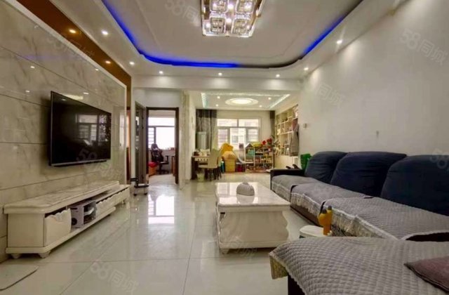 万达广场南 海源丽都 香江附近 精装修三室 电梯好楼层免大税