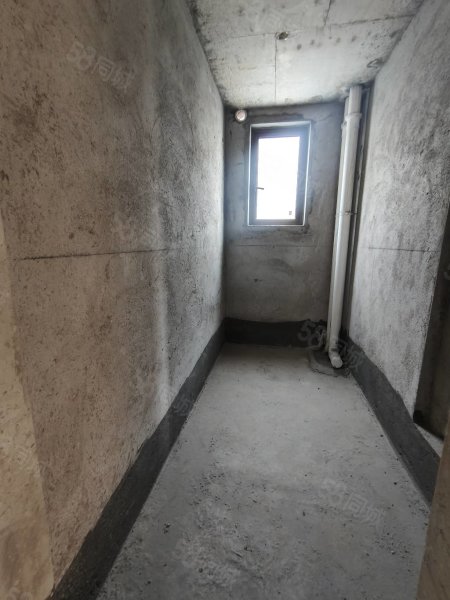 阳光城檀府4室2厅2卫128㎡南北108万