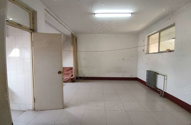 老文轩 落 户便宜小房子 停车方便 电业局东关国际附近有证