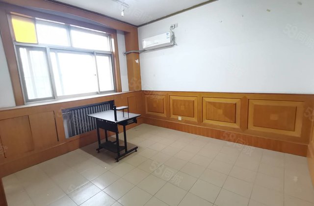 文轩总校 第二实验   低楼层 3室2厅