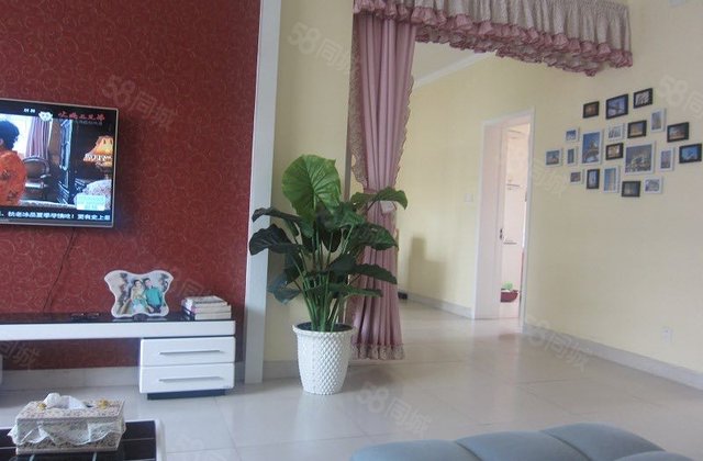 必看好房 精装修 诚心出售 送两个车位 价格可议