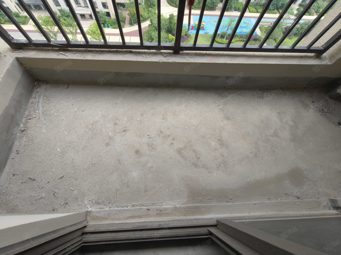 天纵御府4室2厅2卫141㎡南北105万