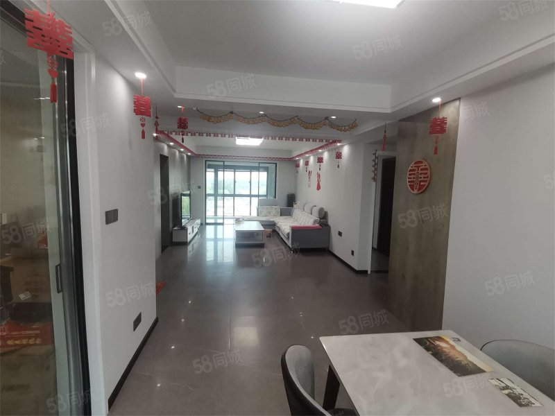 外地置业急卖祥生翰林府多层带电梯双卫三室婚房122平