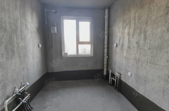 铂悦山3室2厅137㎡88万二手房图片