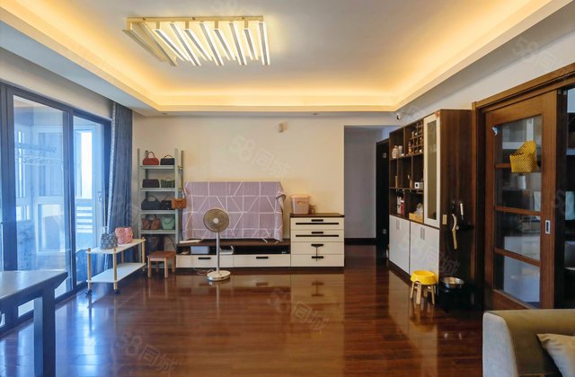 万科里金域滨江4室2厅128.8㎡220万二手房图片