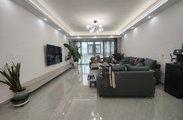 华宇卧龙府5室2厅195㎡116万二手房图片