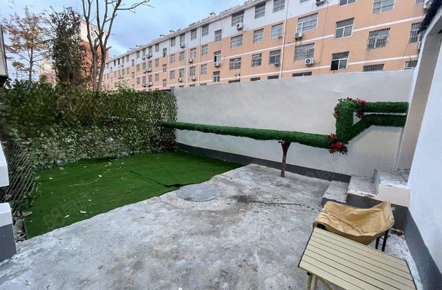 丽水名都  皮革厂家属院  一楼带院  精装三室