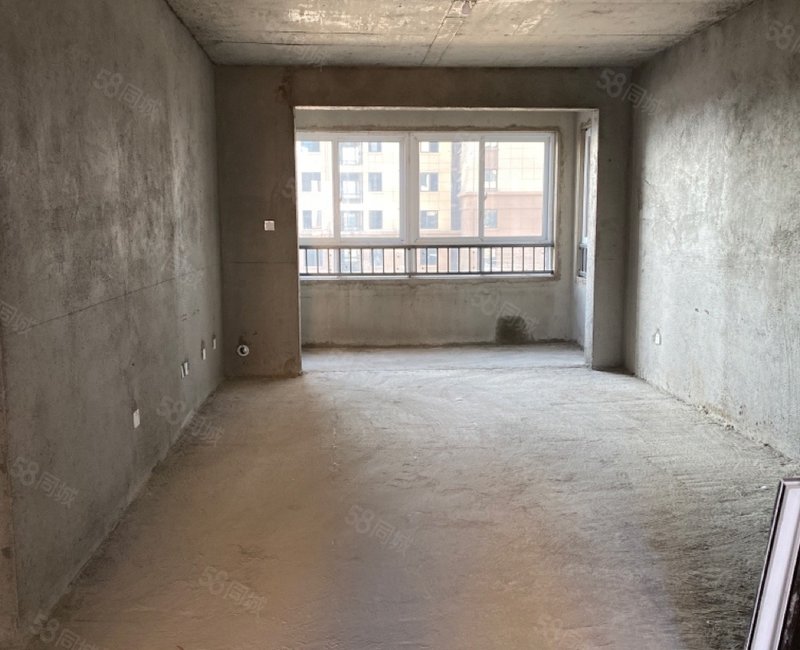 丽景花园 电梯边户 南北通透三室两厅两卫户型 毛坯现房