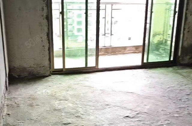 龙福花园2室2厅76㎡35万二手房图片