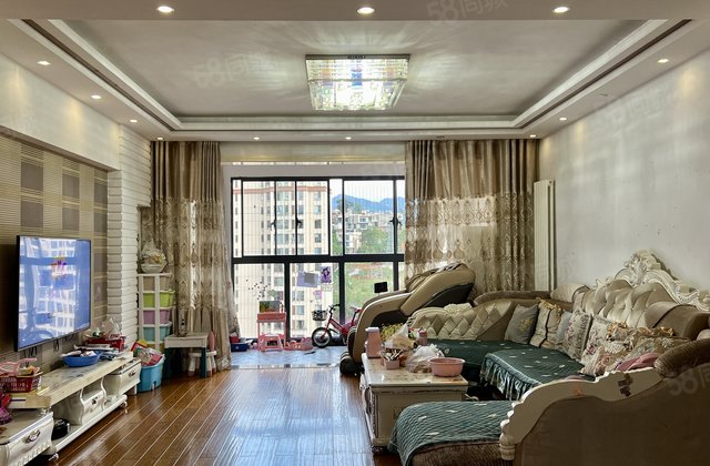 未来城尊邸5室2厅163㎡86万二手房图片