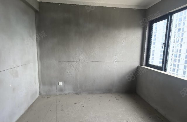 杨帆龙悦4室2厅115㎡156万二手房图片