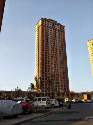 观澜国际 紧邻7号线地铁 环秀小学 即墨政府旁