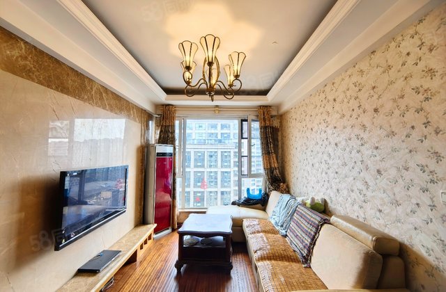 华府金沙2室1厅77㎡135.5万二手房图片