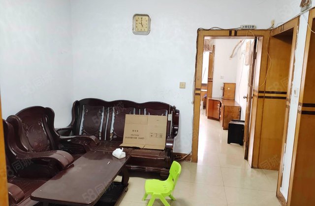 三街坊社区(117-120,161-171栋)2室1厅59.76㎡52万二手房图片