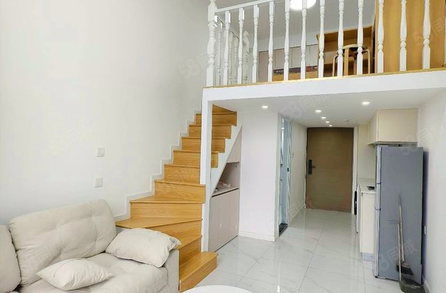 龙湖焕城星云(商住楼)1室1厅34㎡20万二手房图片