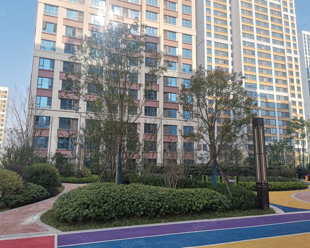 东津世纪城19区中枢府
