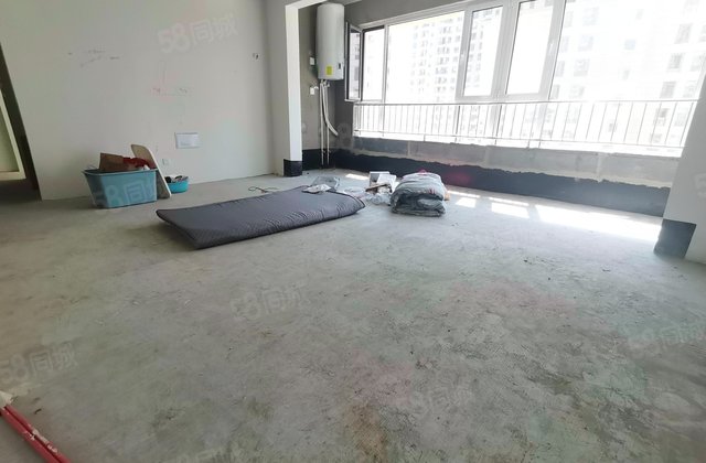 中房爱悦城鸿府3室2厅142㎡79.8万二手房图片