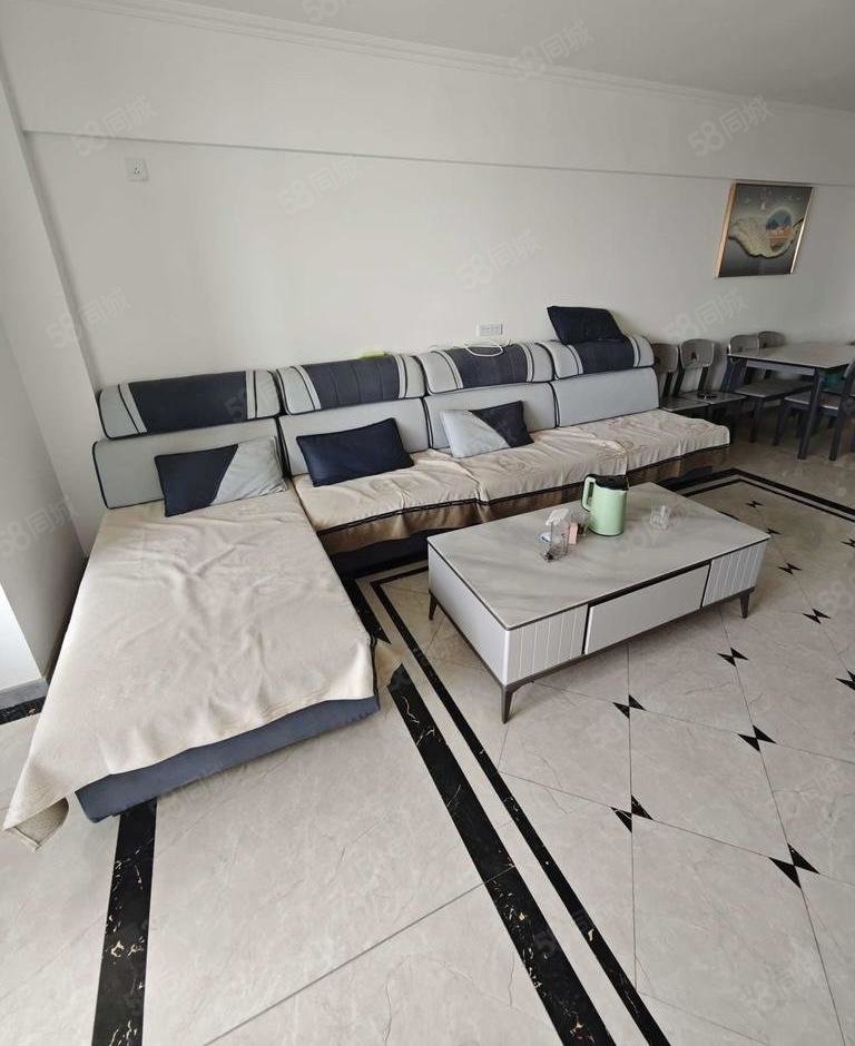 新苑名府2室2厅1卫94㎡南北40万