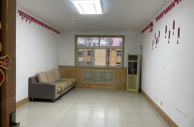 剧院 文轩八中 利民路 单位家属院 大平层 采光好 有钥匙