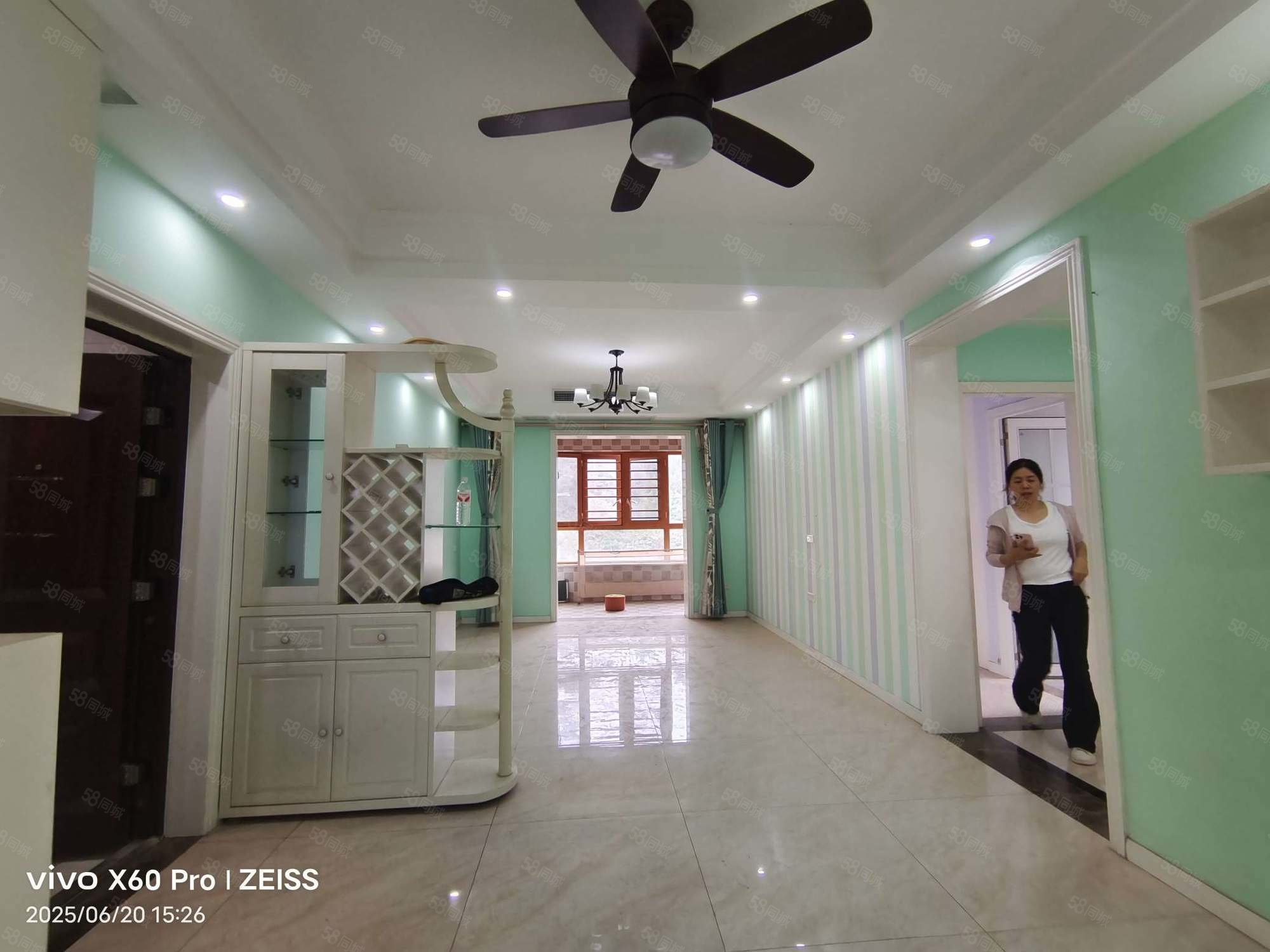 天麟汇景园3室2厅2卫120㎡南98万